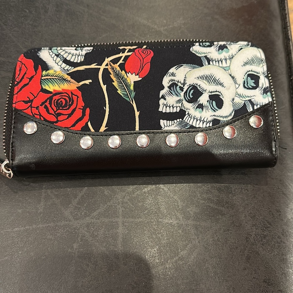 Skull & Roses wallet - Picture 3 of 3